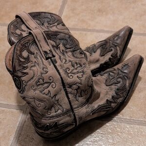 Stetson Taupe Embroidered Western Ankle Booties